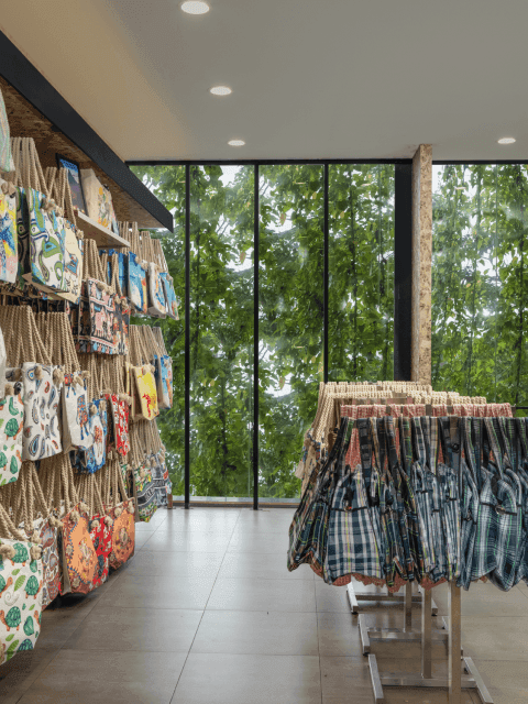 Lady J fashion floor